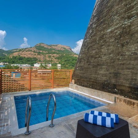 Saffronstays Urja, Lonavala - Private Villa With 2 Pools, Spa Room, Private Elevator & Waterfall Extérieur photo