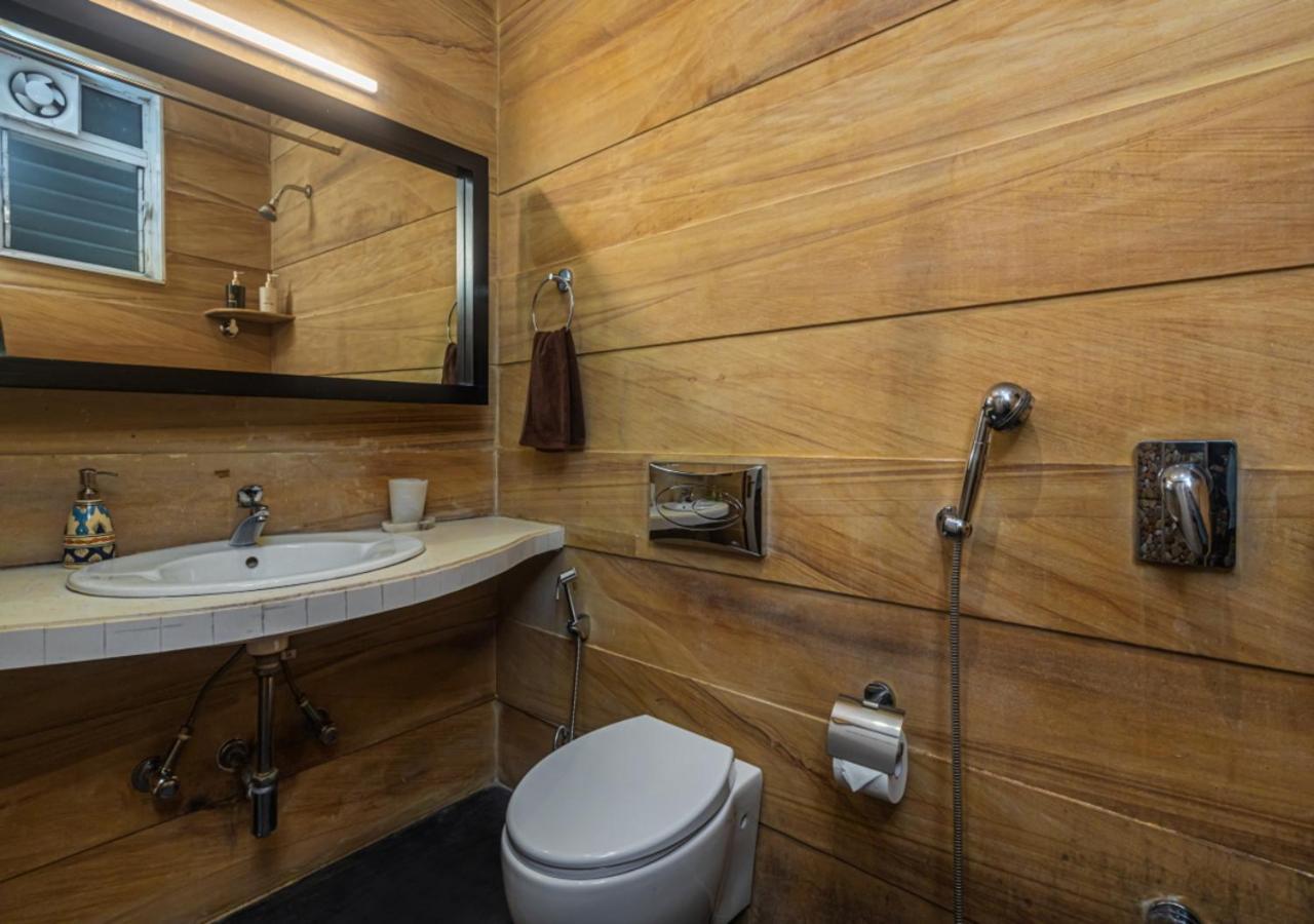 Saffronstays Urja, Lonavala - Private Villa With 2 Pools, Spa Room, Private Elevator & Waterfall Extérieur photo